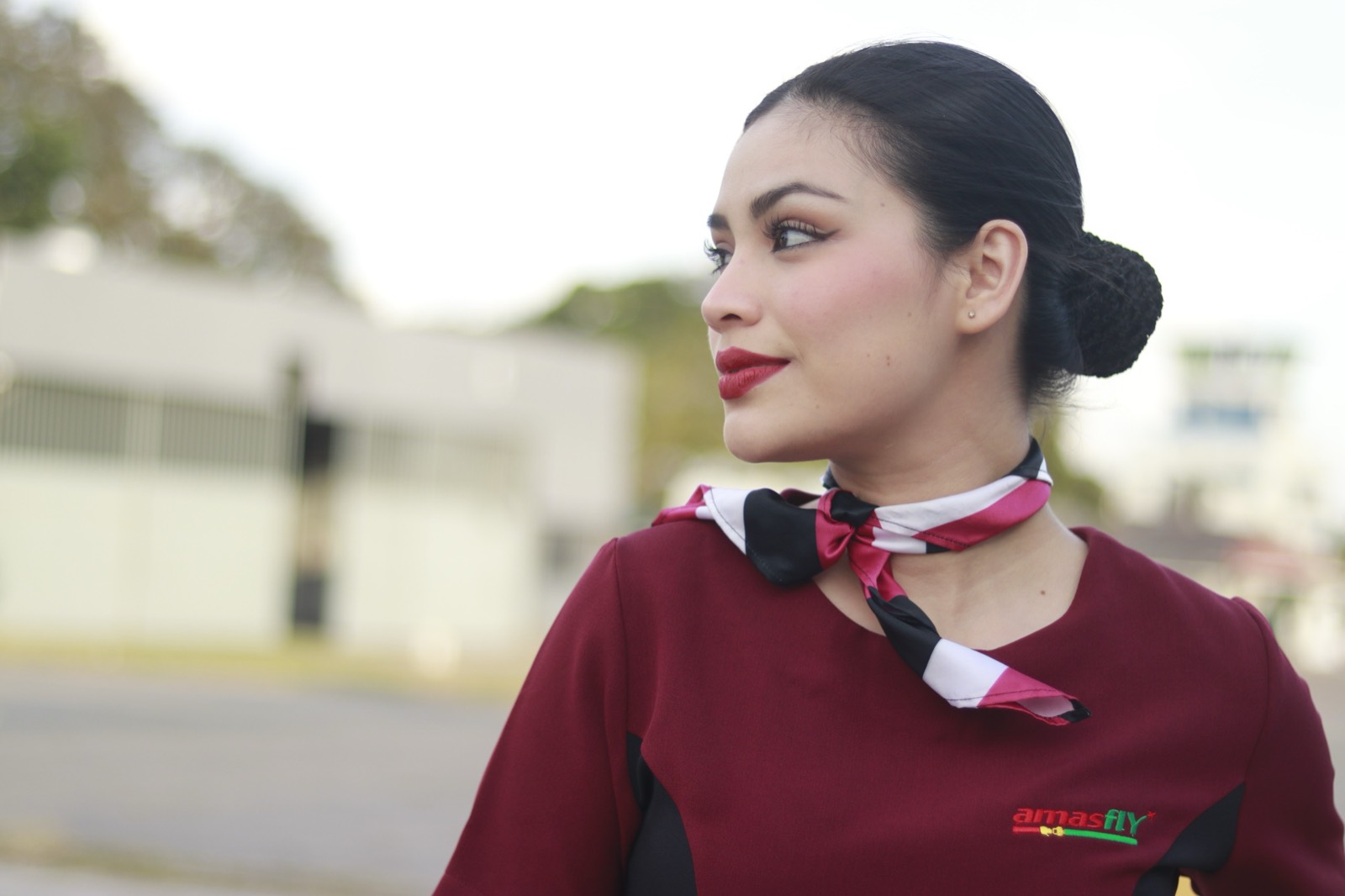 Tripulante de cabina de AMASFLY en uniforme